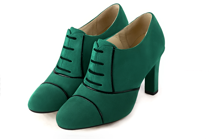 Emerald green and gloss black women's essential lace-up shoes. Round toe. High kitten heels - Florence KOOIJMAN